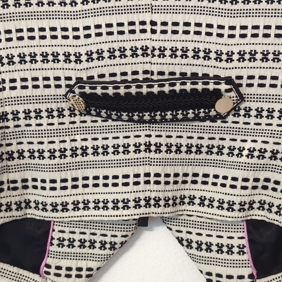 Juicy Couture Black & White Patterned Jacket coat - Picture 6 of 11